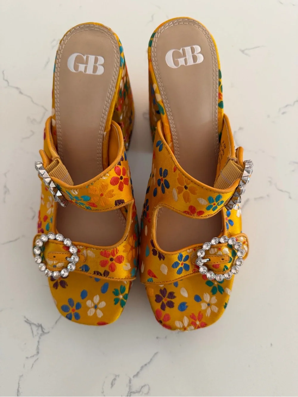 Gianni Bini Ulti-Mate Floral Rhinestone Platform Heels 9.5 Retro 70s Yellow